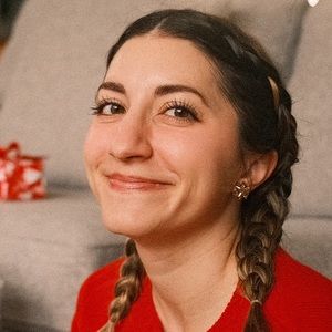 Meet your Posher, Lydia